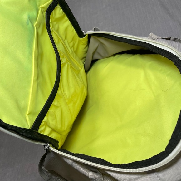Nike Sport Backpack Gray Neon Yellow Swoosh Bsbl Travel Baseball Cooler Bag - Picture 6 of 7